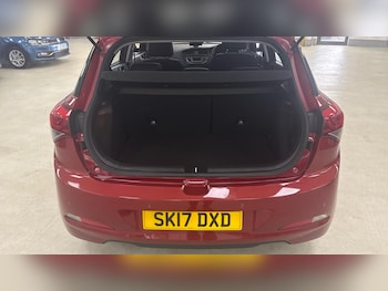 Used Hyundai i20 2017 for sale - 78237128: Photo