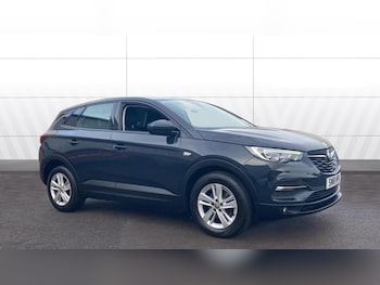 2018 (18) - 1.2 Turbo SE 5dr Petrol Hatchback