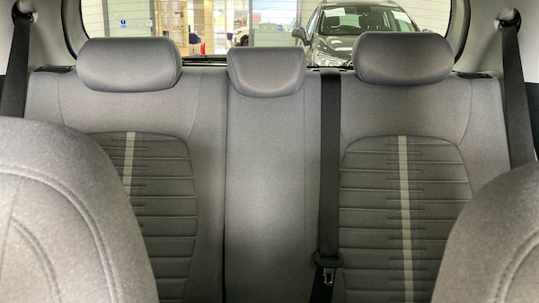 Used Hyundai i10 2025 for sale - 76146555: Photo 15