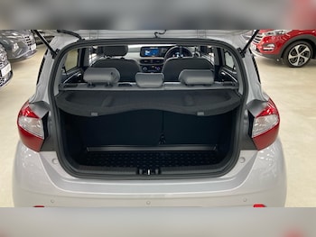 Used Hyundai i10 2025 for sale - 76146555: Photo 4