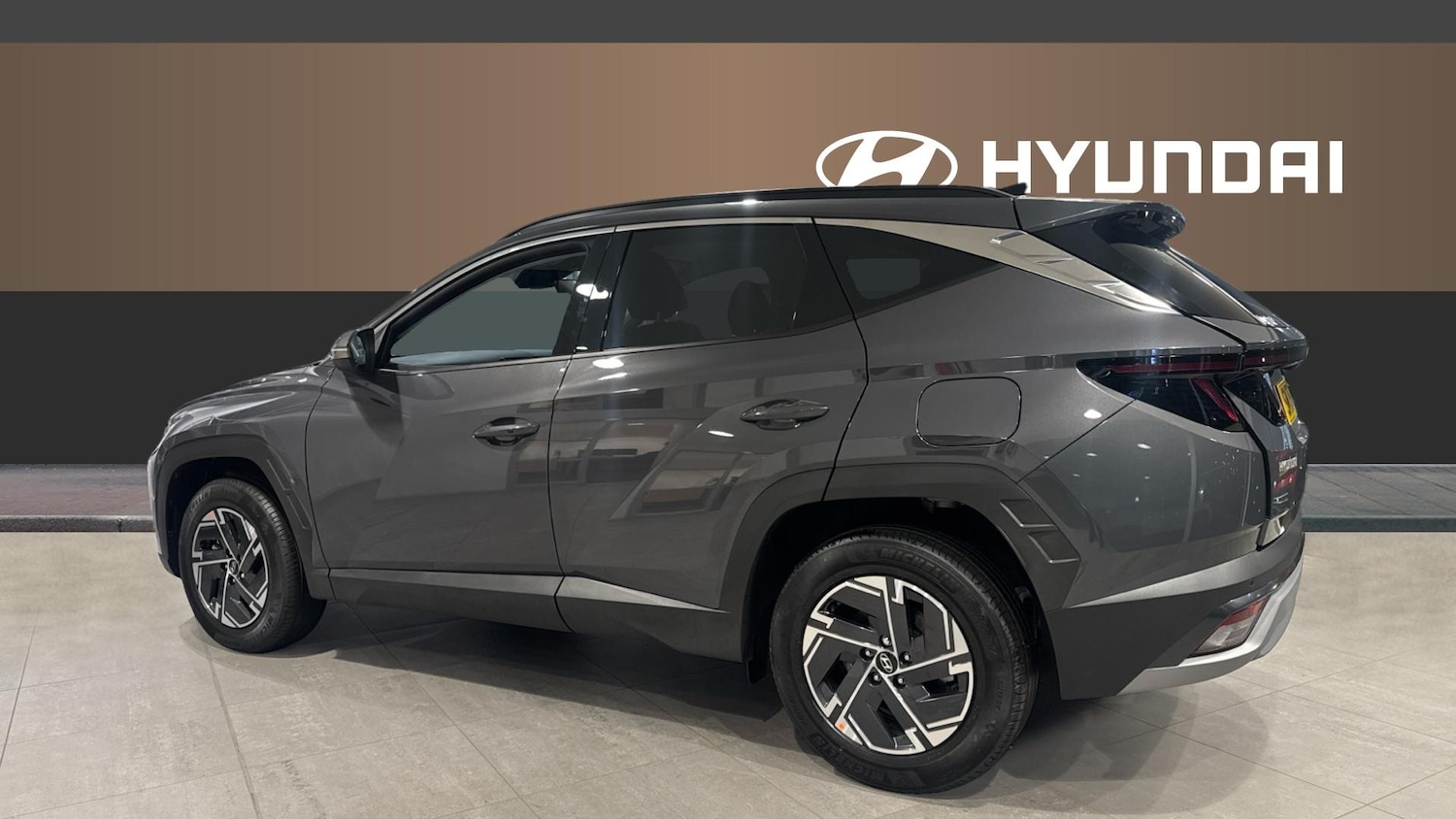 Used Hyundai TUCSON 2025 for sale - 76500041: Photo 2