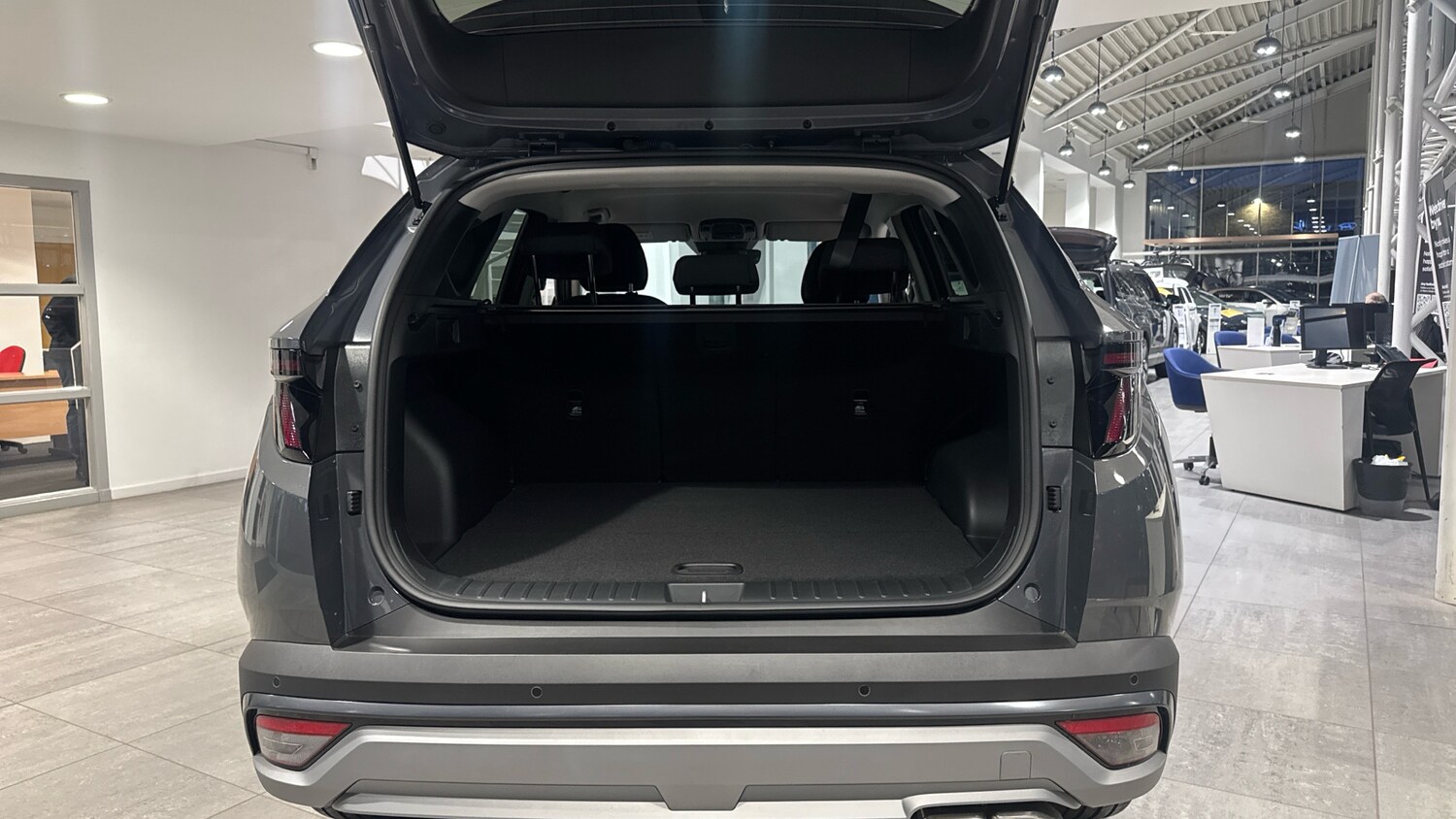 Used Hyundai TUCSON 2025 for sale - 76500041: Photo 4