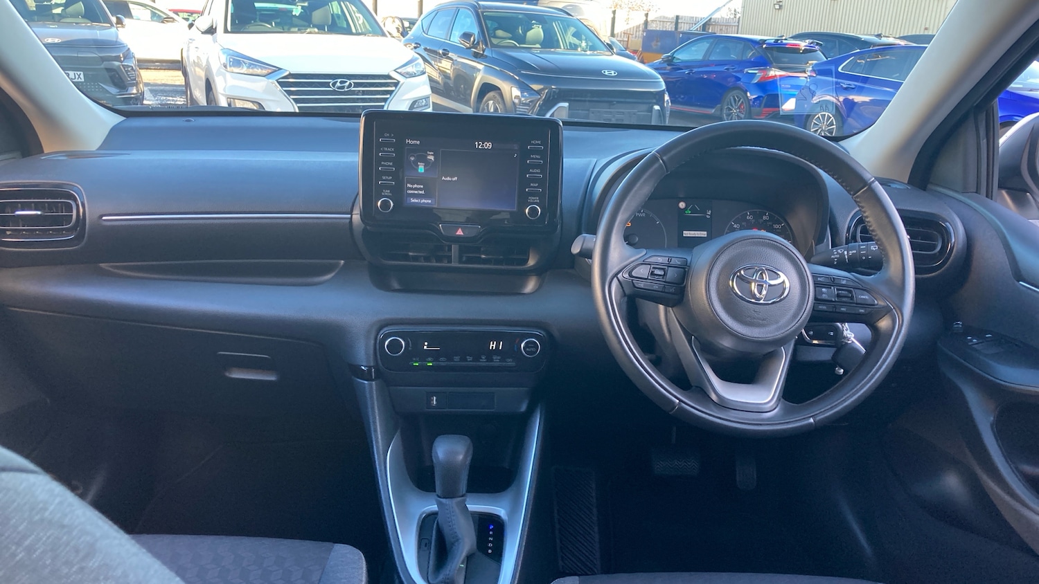 Used Toyota Yaris 2023 for sale - 76518456: Photo 10