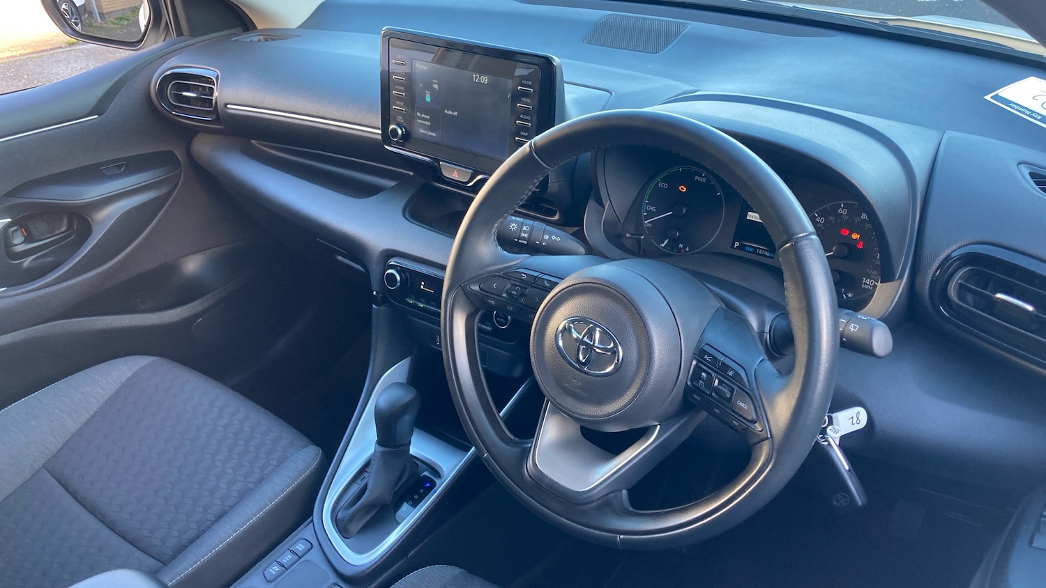 Used Toyota Yaris 2023 for sale - 76518456: Photo 11