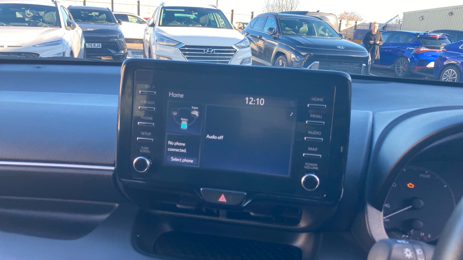 Used Toyota Yaris 2023 for sale - 76518456: Photo 12