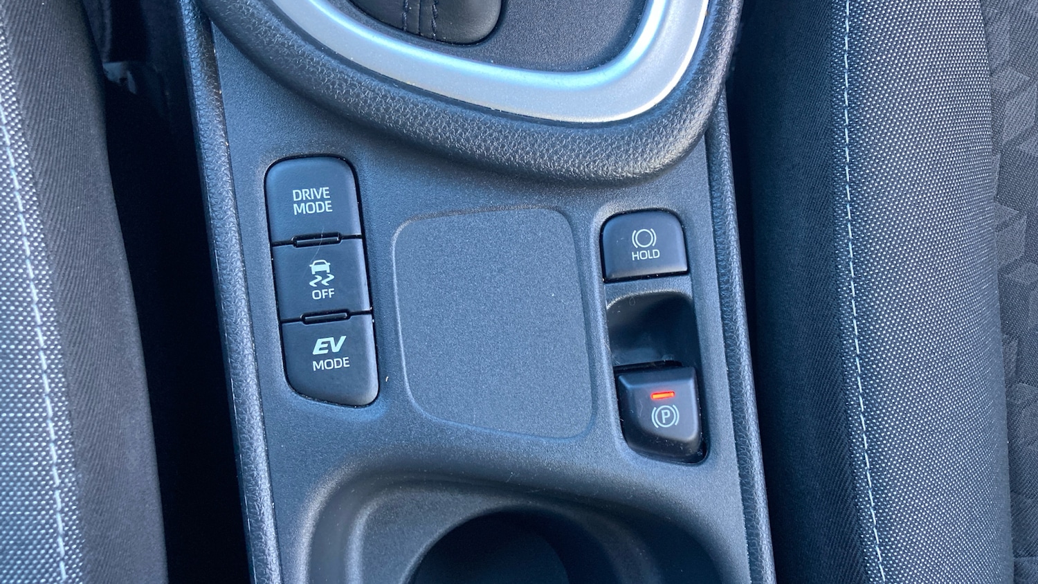 Used Toyota Yaris 2023 for sale - 76518456: Photo 23