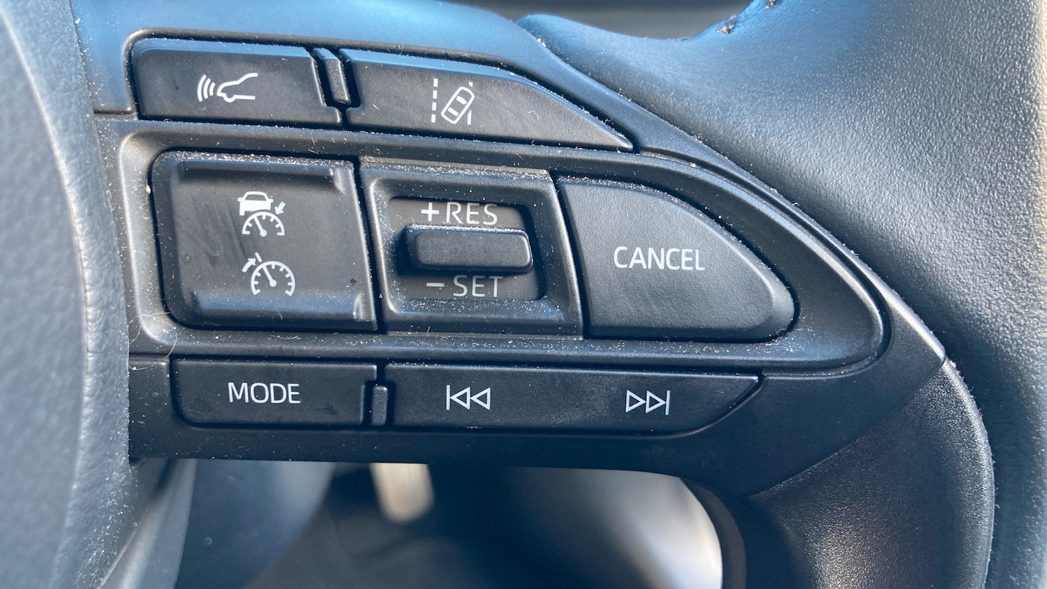 Used Toyota Yaris 2023 for sale - 76518456: Photo 28