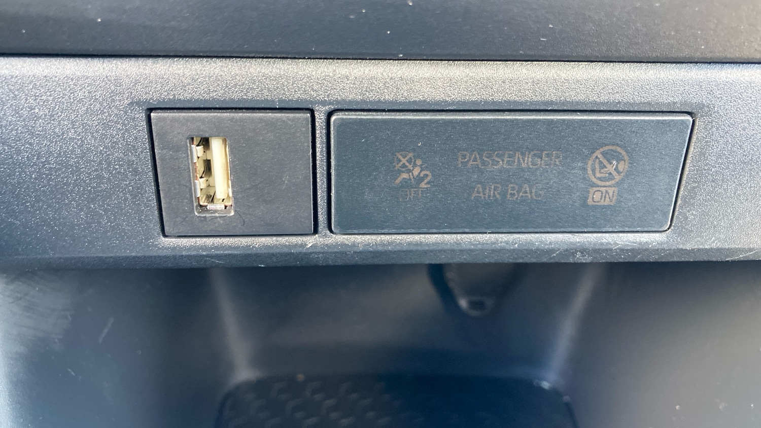 Used Toyota Yaris 2023 for sale - 76518456: Photo 31