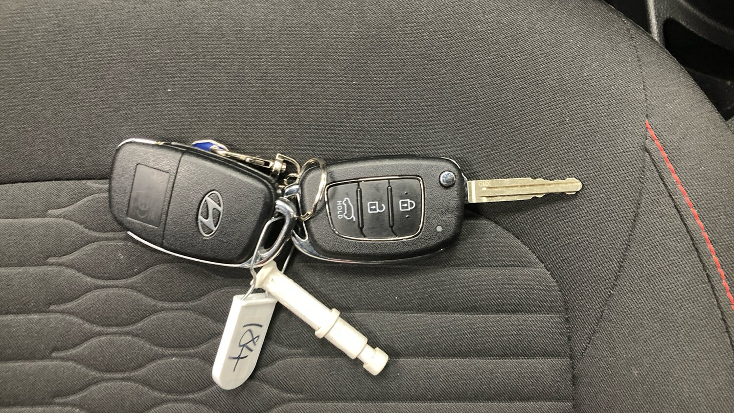 Used Hyundai i10 2024 for sale - 76427766: Photo 20