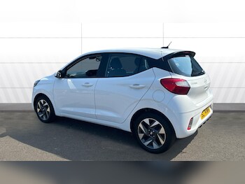 Used Hyundai i10 2024 for sale - 79222756: Photo