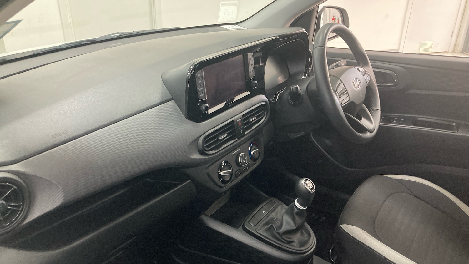 Used Hyundai i10 2024 for sale - 77590267: Photo 9