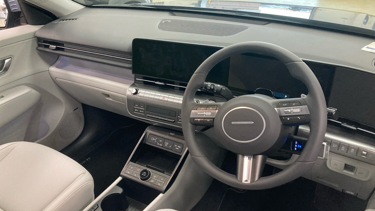 Used Hyundai KONA 2025 for sale - 76762337: Photo 11