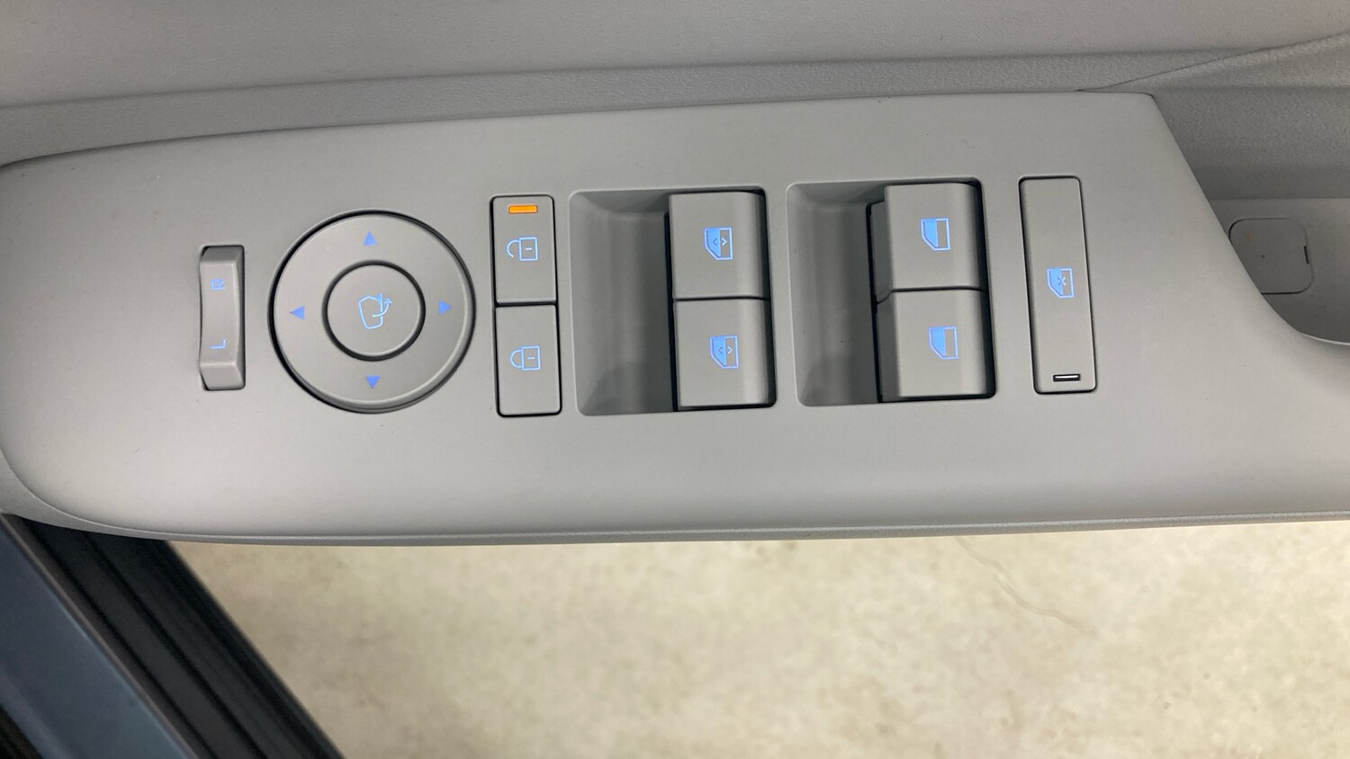 Used Hyundai KONA 2025 for sale - 76762337: Photo 27