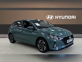 Used Hyundai i20 2023 for sale - 78080496: Photo