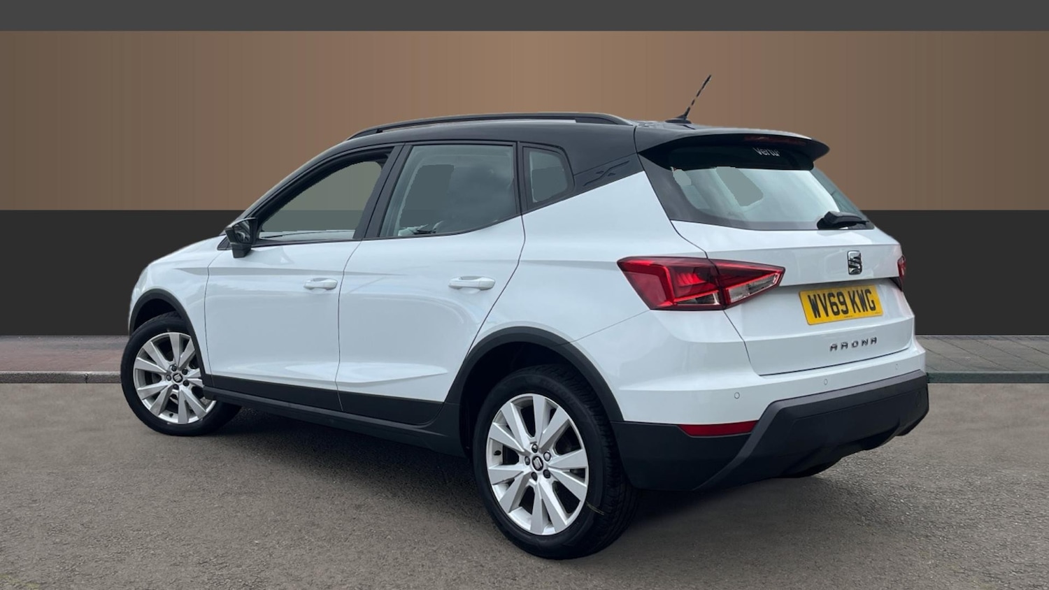 Used SEAT Arona 2019 for sale - 77148357: Photo 2