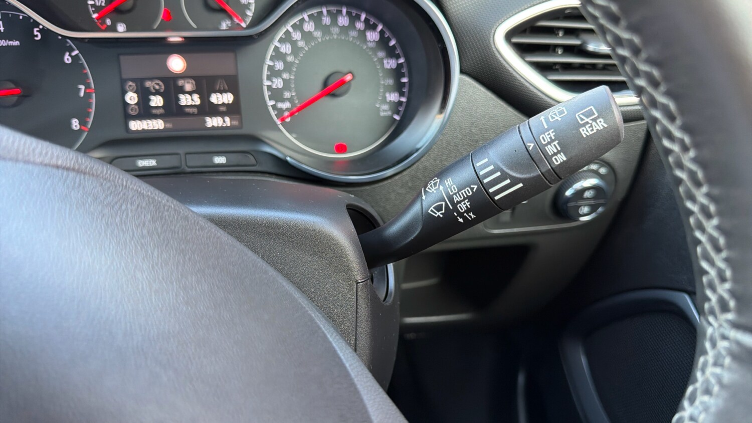 Used Vauxhall Crossland 2022 for sale - 77363967: Photo 24