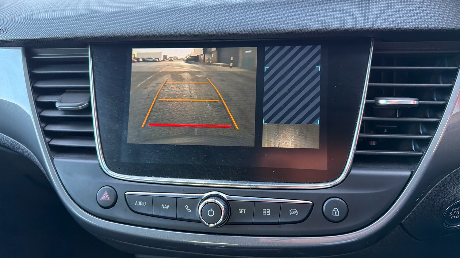 Used Vauxhall Crossland 2022 for sale - 77363967: Photo 32