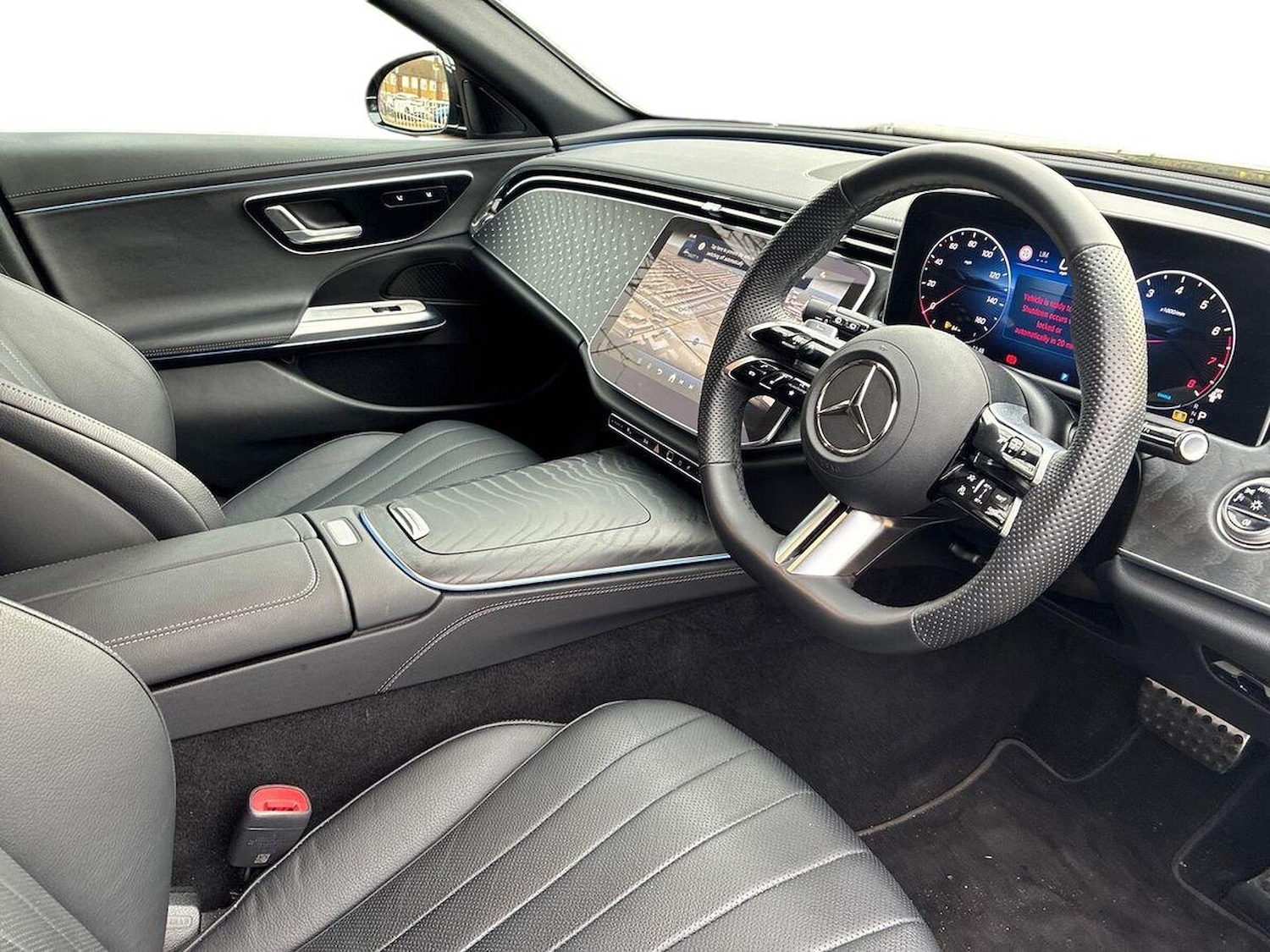 Used Mercedes-Benz E Class 2025 for sale - 76860091: Photo 15