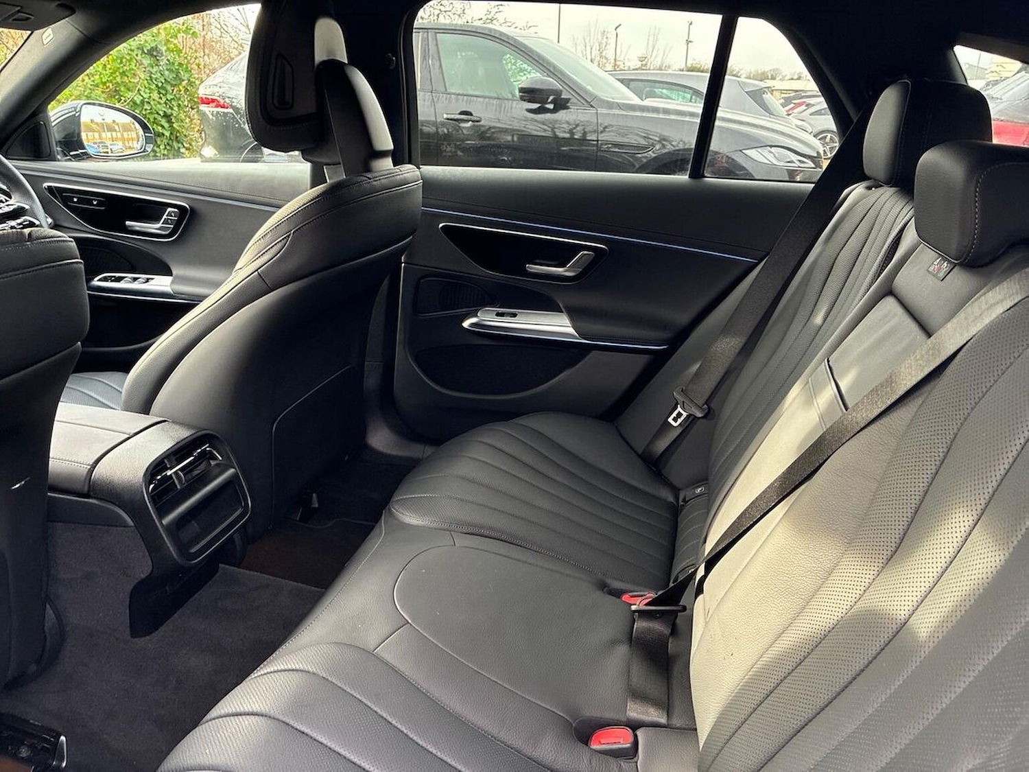 Used Mercedes-Benz E Class 2025 for sale - 76860091: Photo 16