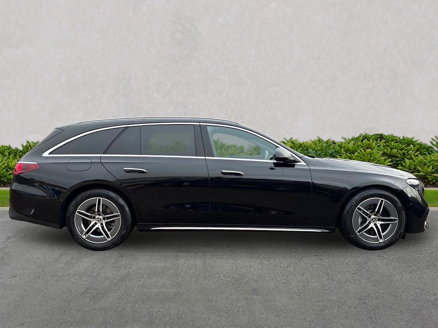 Used Mercedes-Benz E Class 2025 for sale - 76860091: Photo 3