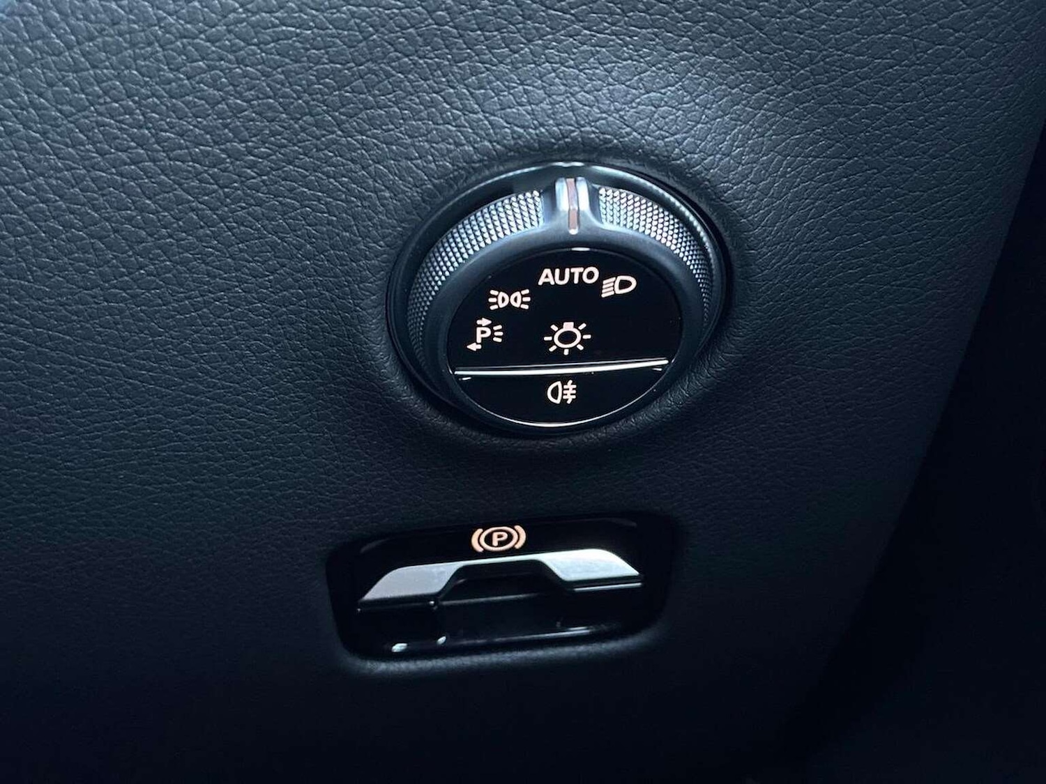 Used Mercedes-Benz GLC 2025 for sale - 77662573: Photo 22