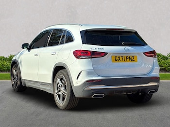 Used Mercedes-Benz GLA 2021 for sale - 76127261: Photo 2