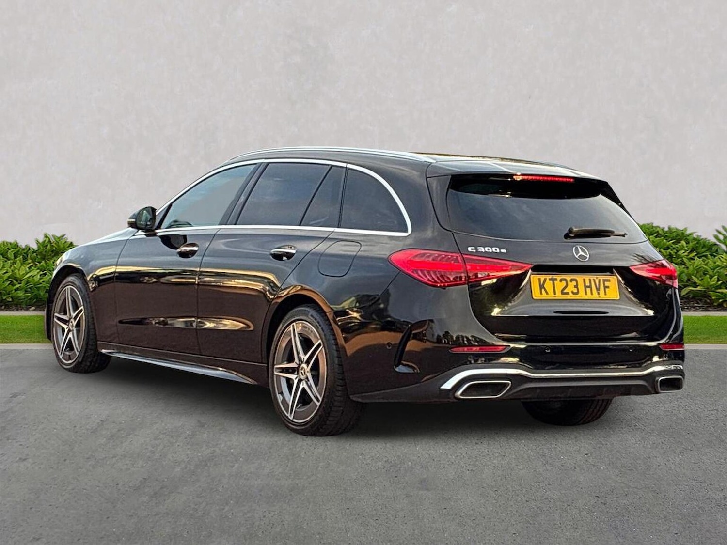 Used Mercedes-Benz C Class 2023 for sale - 76369167: Photo 2