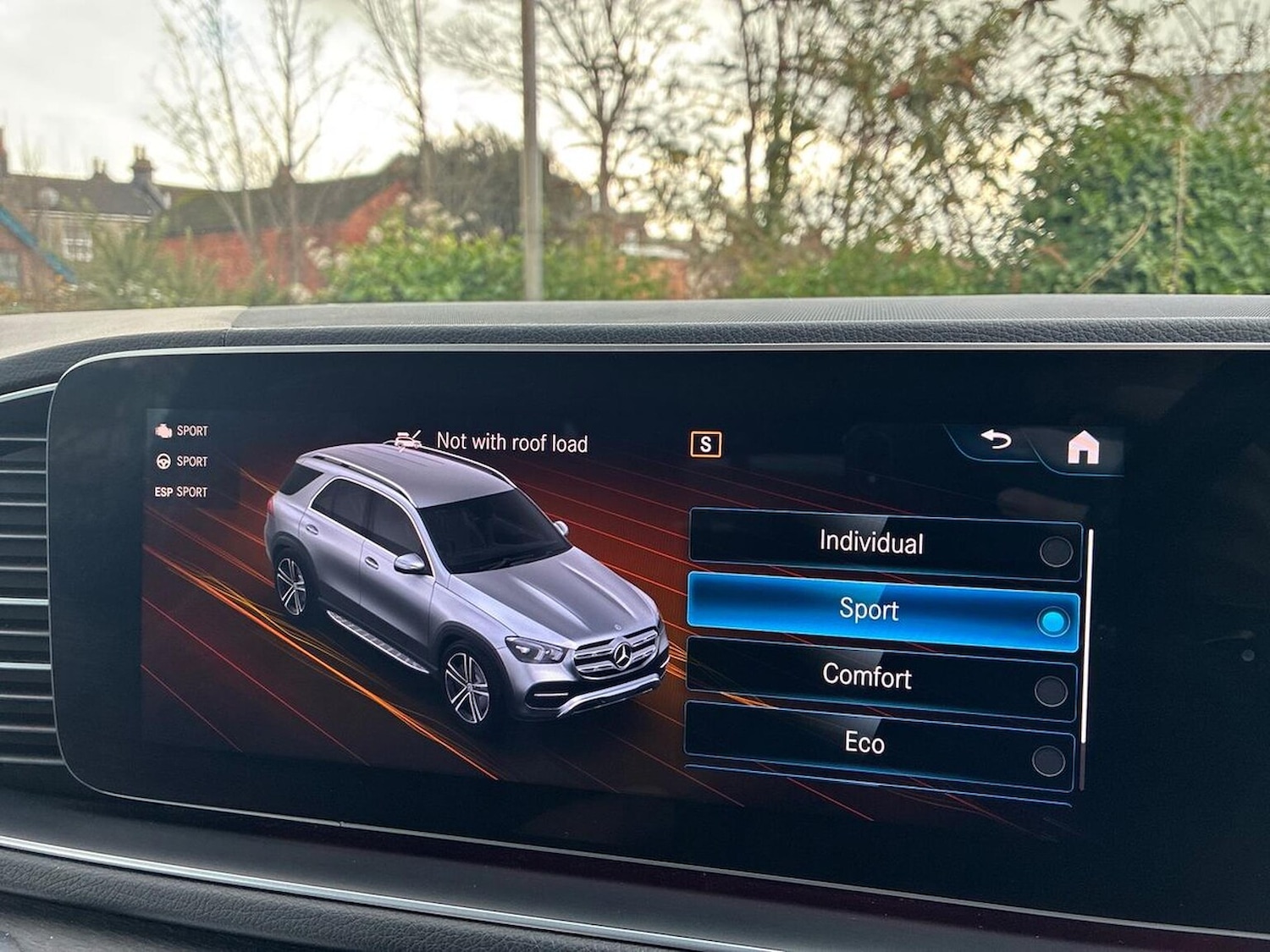 Used Mercedes-Benz GLE 2019 for sale - 76945895: Photo 39