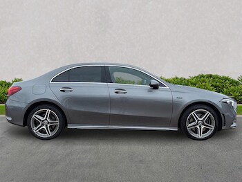 Used Mercedes-Benz A-Class 2020 for sale - 76470978: Photo