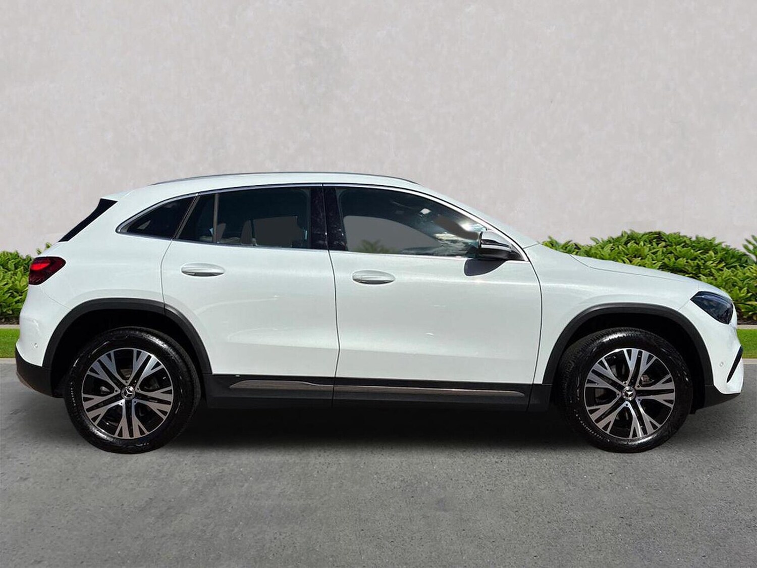 Used Mercedes-Benz GLA 2023 for sale - 76037206: Photo 3