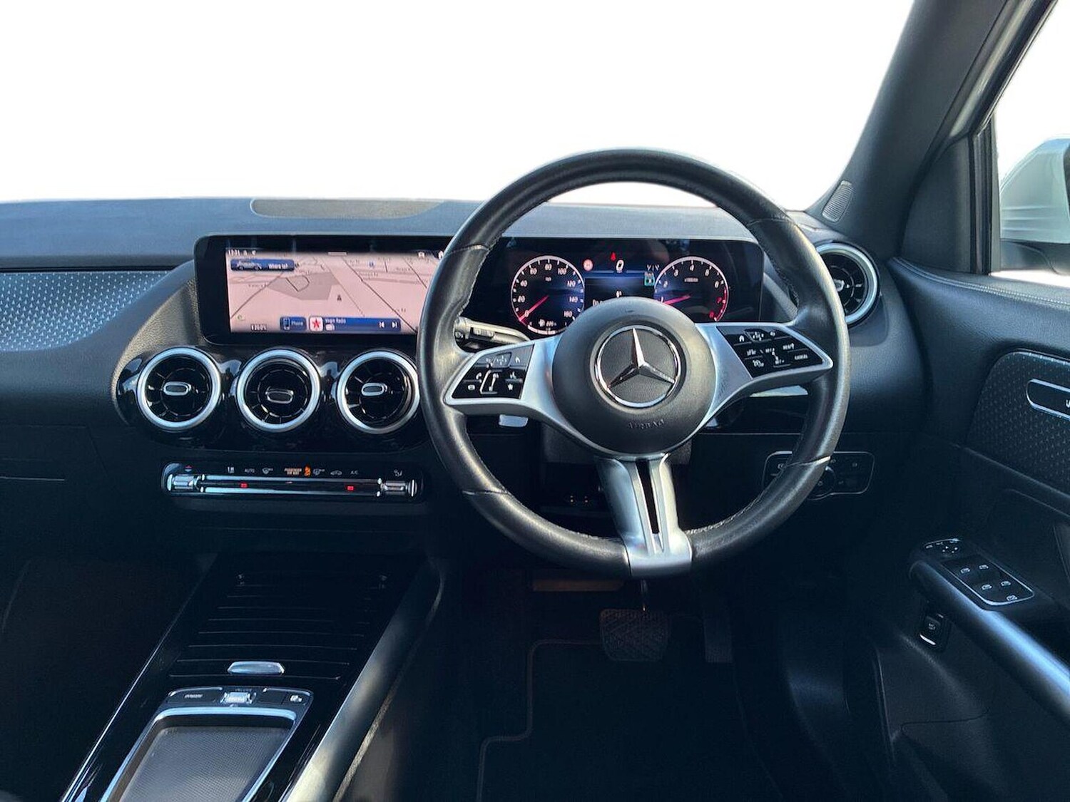 Used Mercedes-Benz GLA 2023 for sale - 76037206: Photo 9