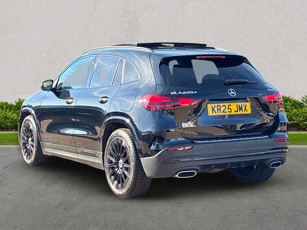 Used Mercedes-Benz GLA 2025 for sale - 78106395: Photo 2