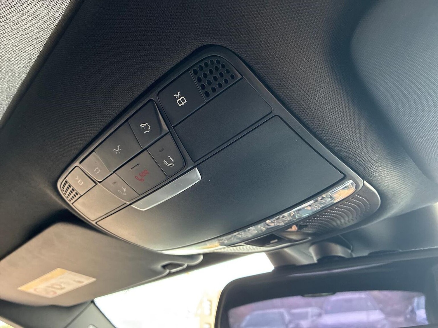 Used Mercedes-Benz C Class 2016 for sale - 76264385: Photo 15
