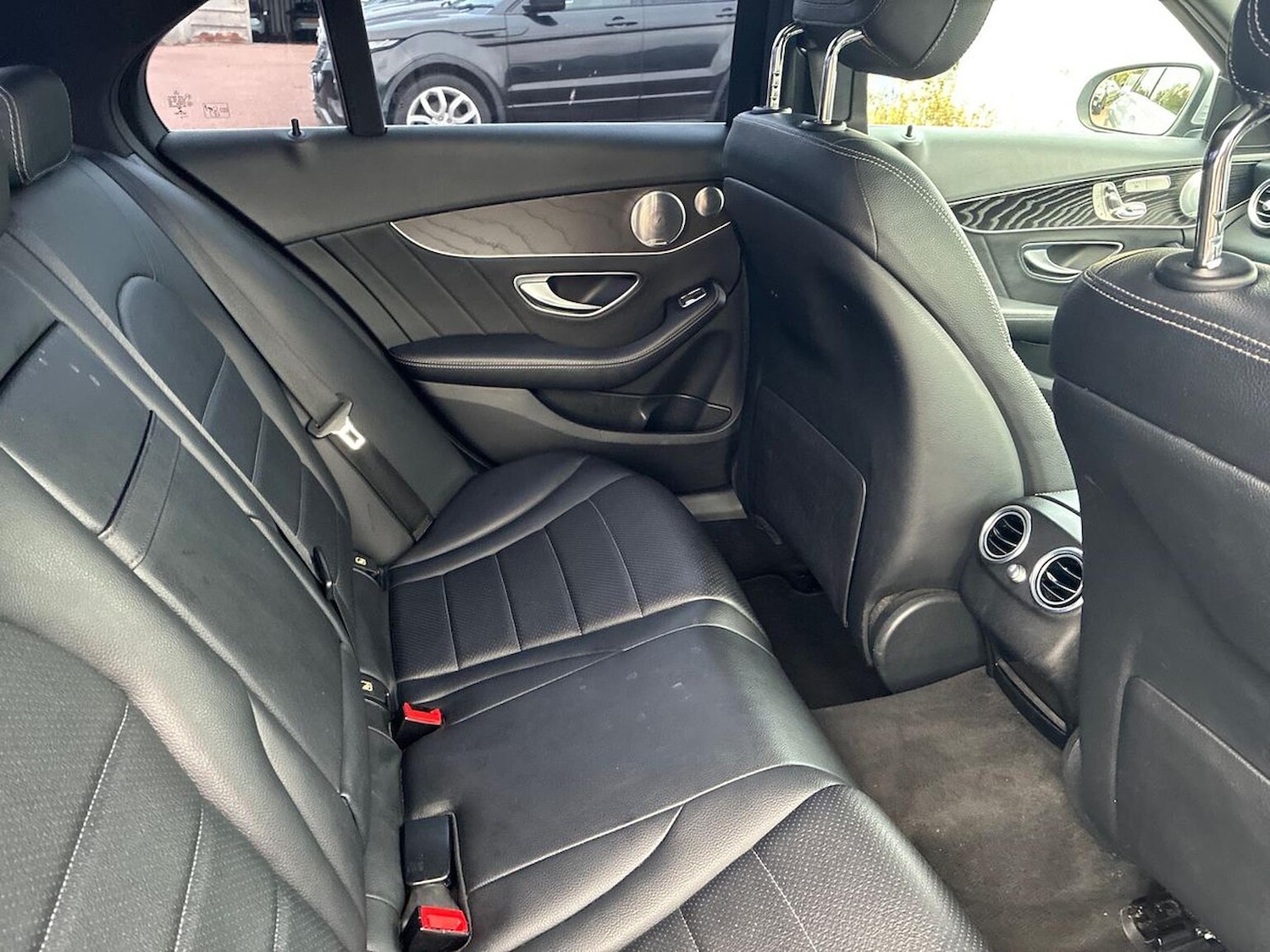 Used Mercedes-Benz C Class 2016 for sale - 76264385: Photo 17