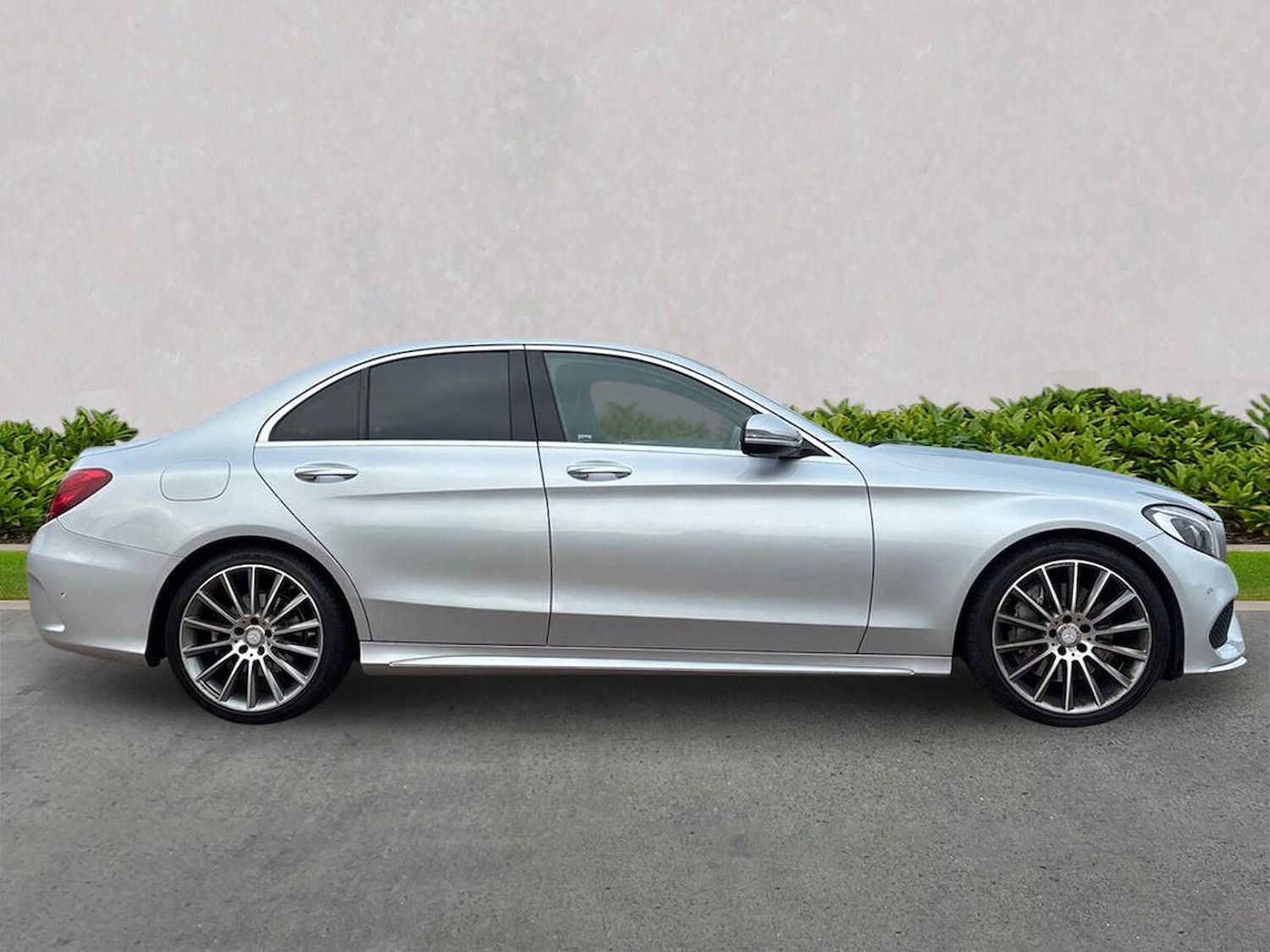 Used Mercedes-Benz C Class 2016 for sale - 76264385: Photo 4