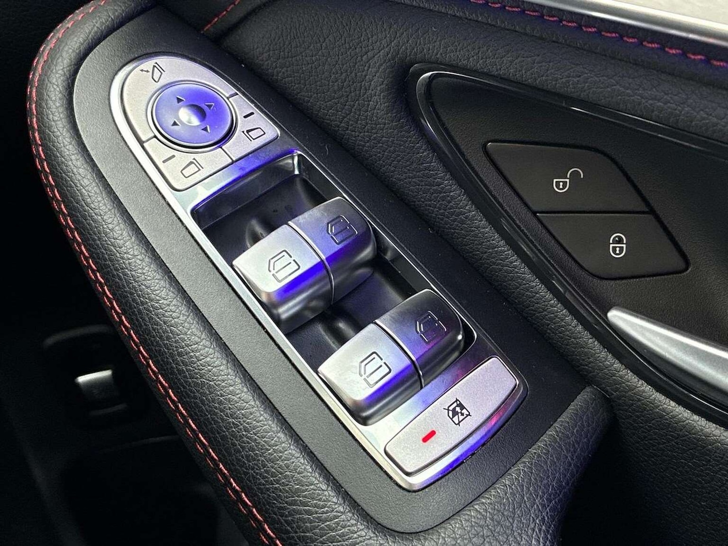 Used Mercedes-Benz GLC 2021 for sale - 77807321: Photo 21