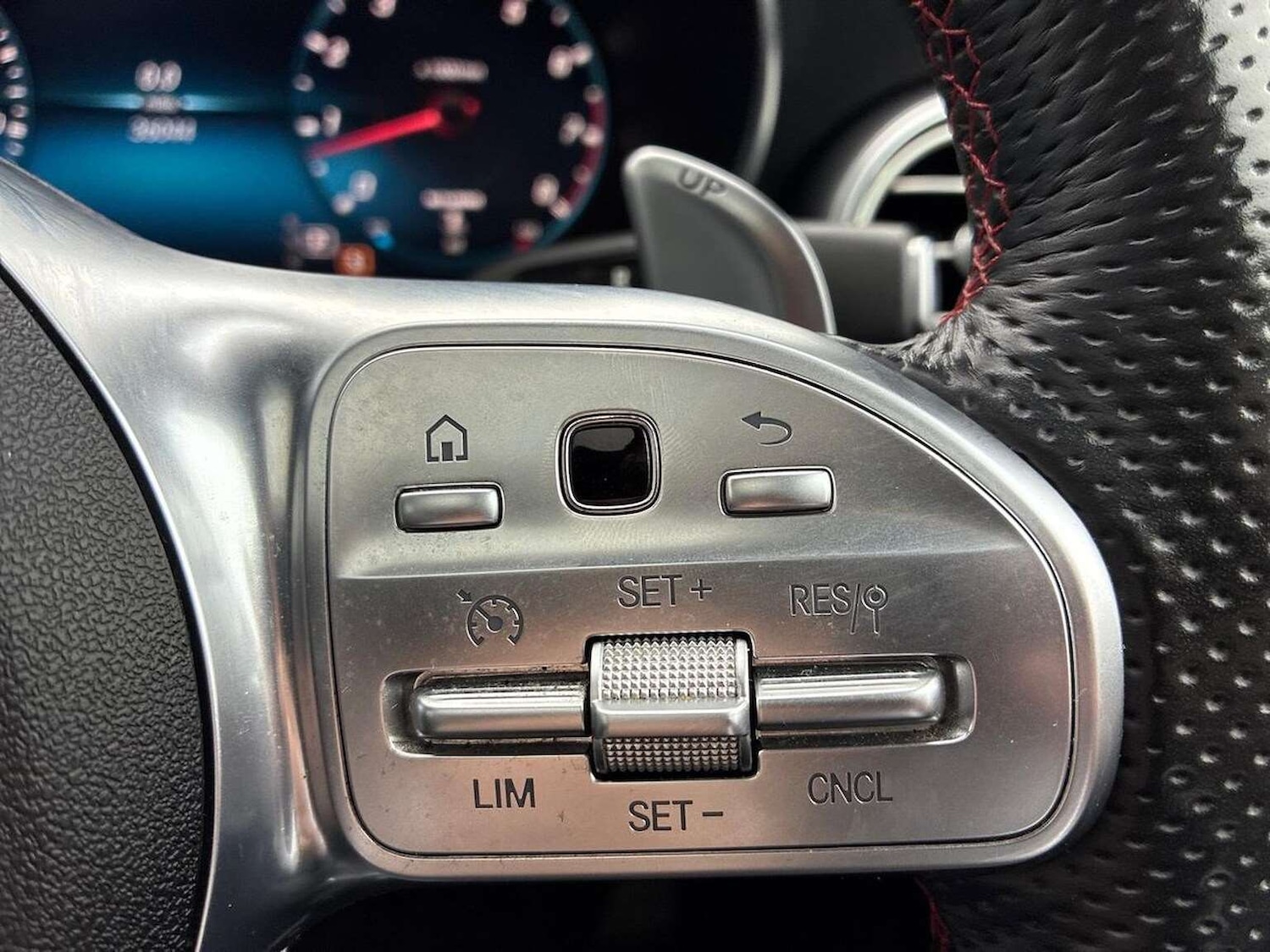 Used Mercedes-Benz GLC 2021 for sale - 77807321: Photo 27