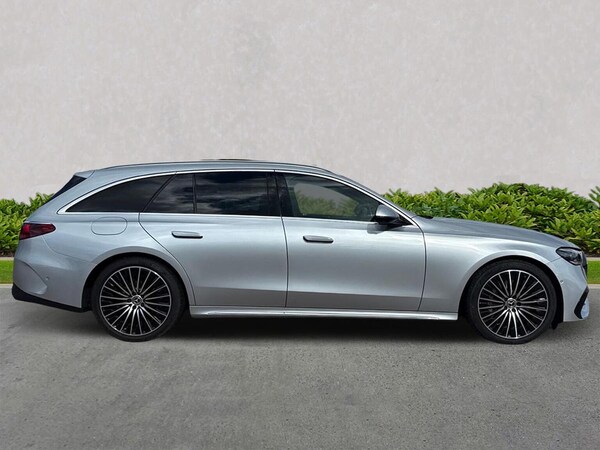 Used Mercedes-Benz E-Class 2025 for sale - 76174256: Photo 3