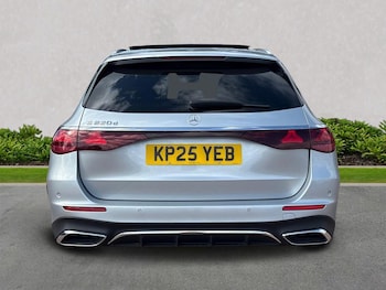 Used Mercedes-Benz E-Class 2025 for sale - 76174256: Photo 4