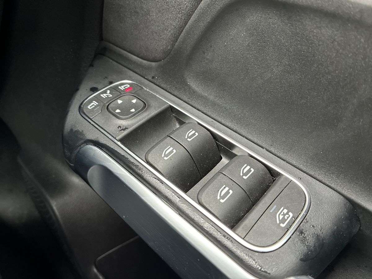 Used Mercedes-Benz EQB 2024 for sale - 78053569: Photo 21