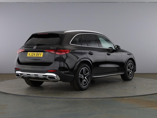 Used Mercedes-Benz GLC 2024 for sale - 76329987: Photo 2