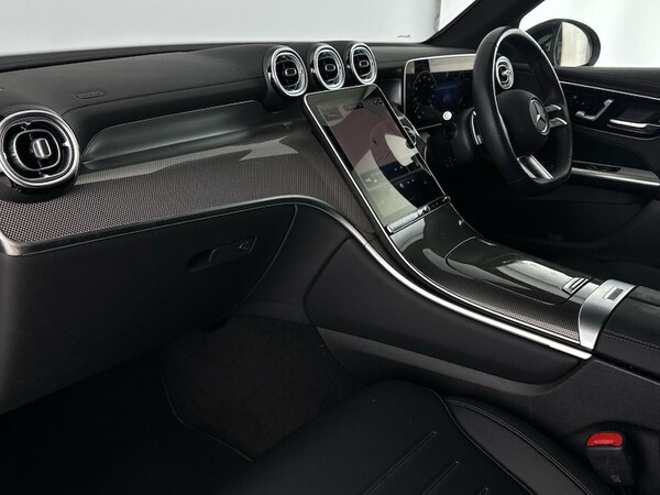 Used Mercedes-Benz GLC 2024 for sale - 76329987: Photo 4