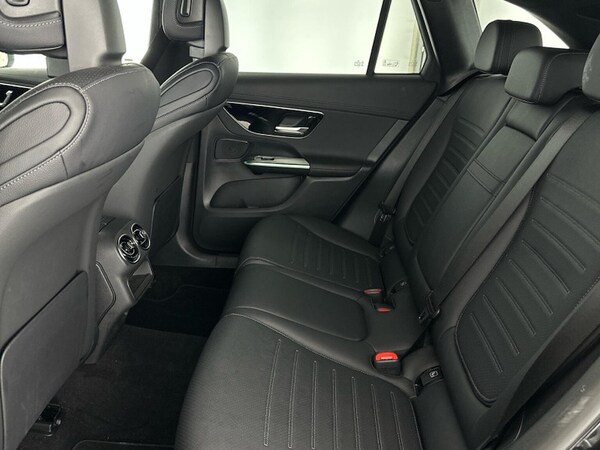 Used Mercedes-Benz GLC 2024 for sale - 76329987: Photo 7