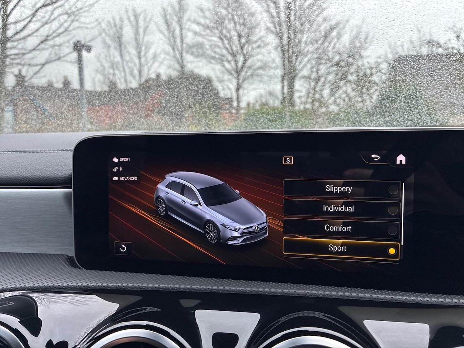 Used Mercedes-Benz A-Class 2020 for sale - 76945896: Photo 39