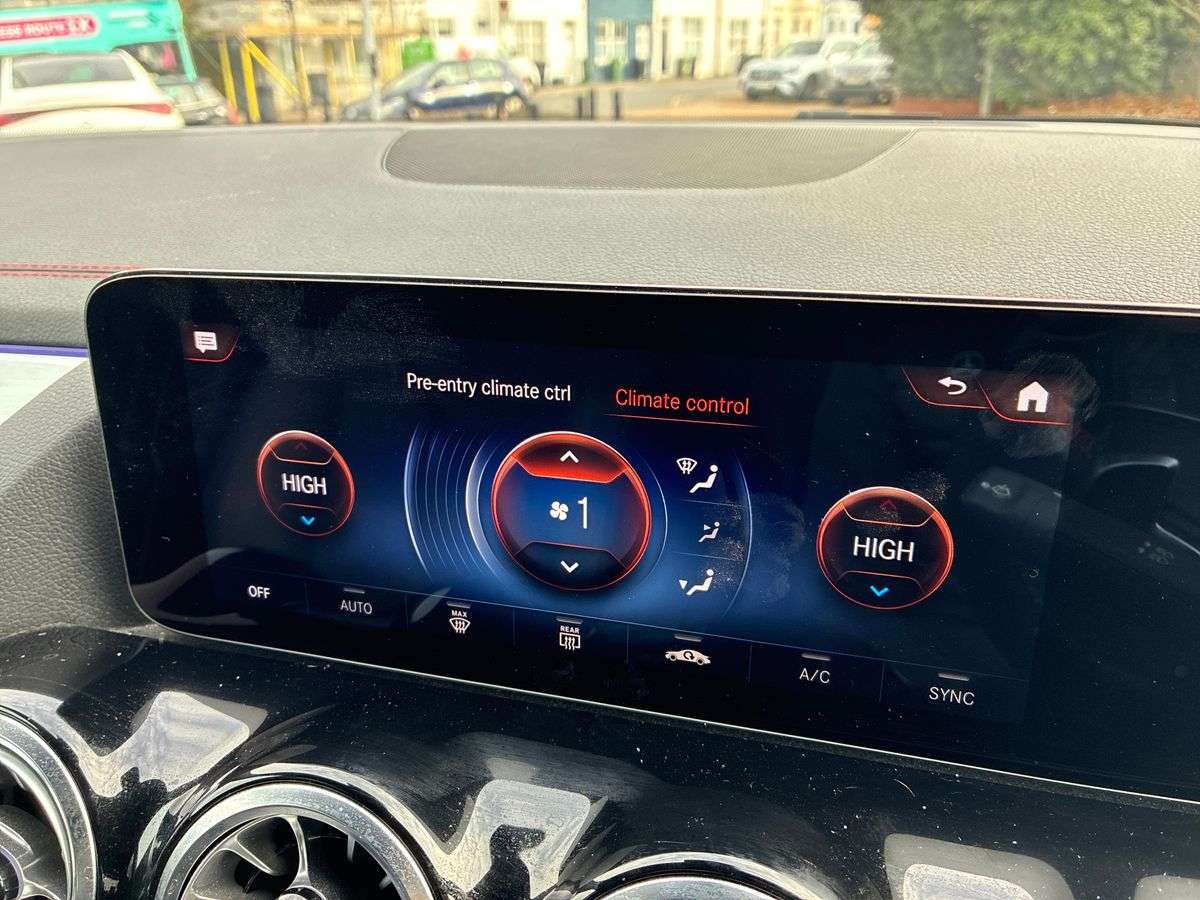 Used Mercedes-Benz EQA 2022 for sale - 78098338: Photo 12