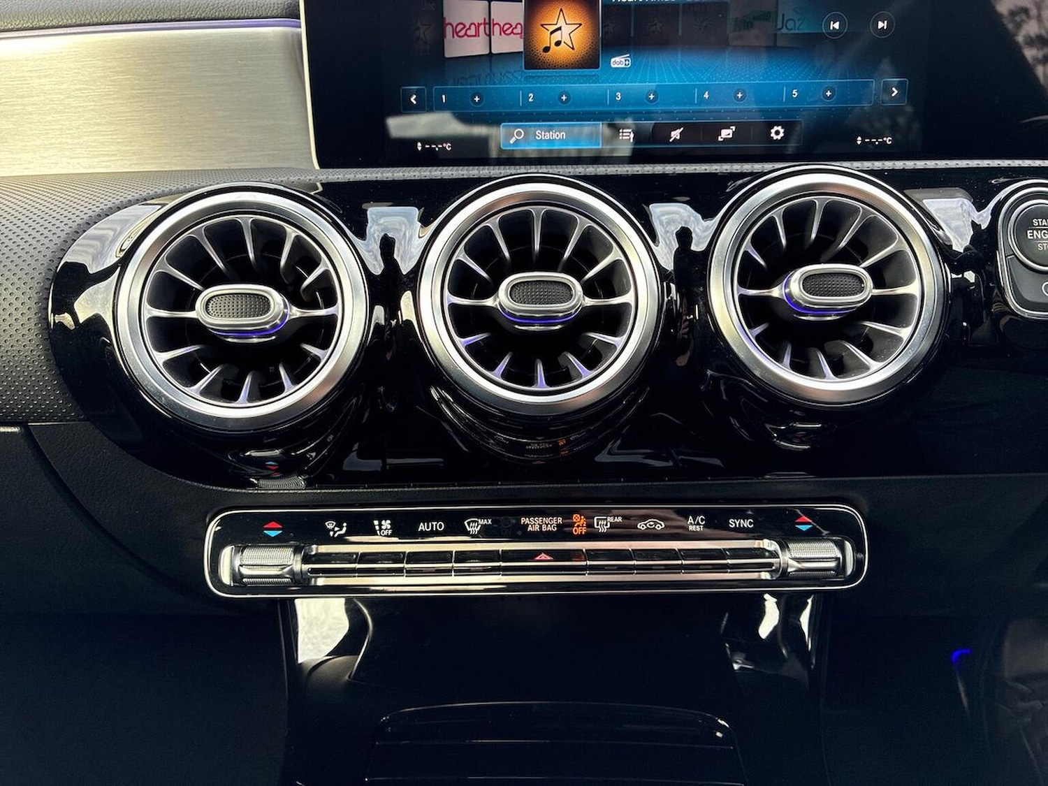 Used Mercedes-Benz CLA 2019 for sale - 76628033: Photo 12