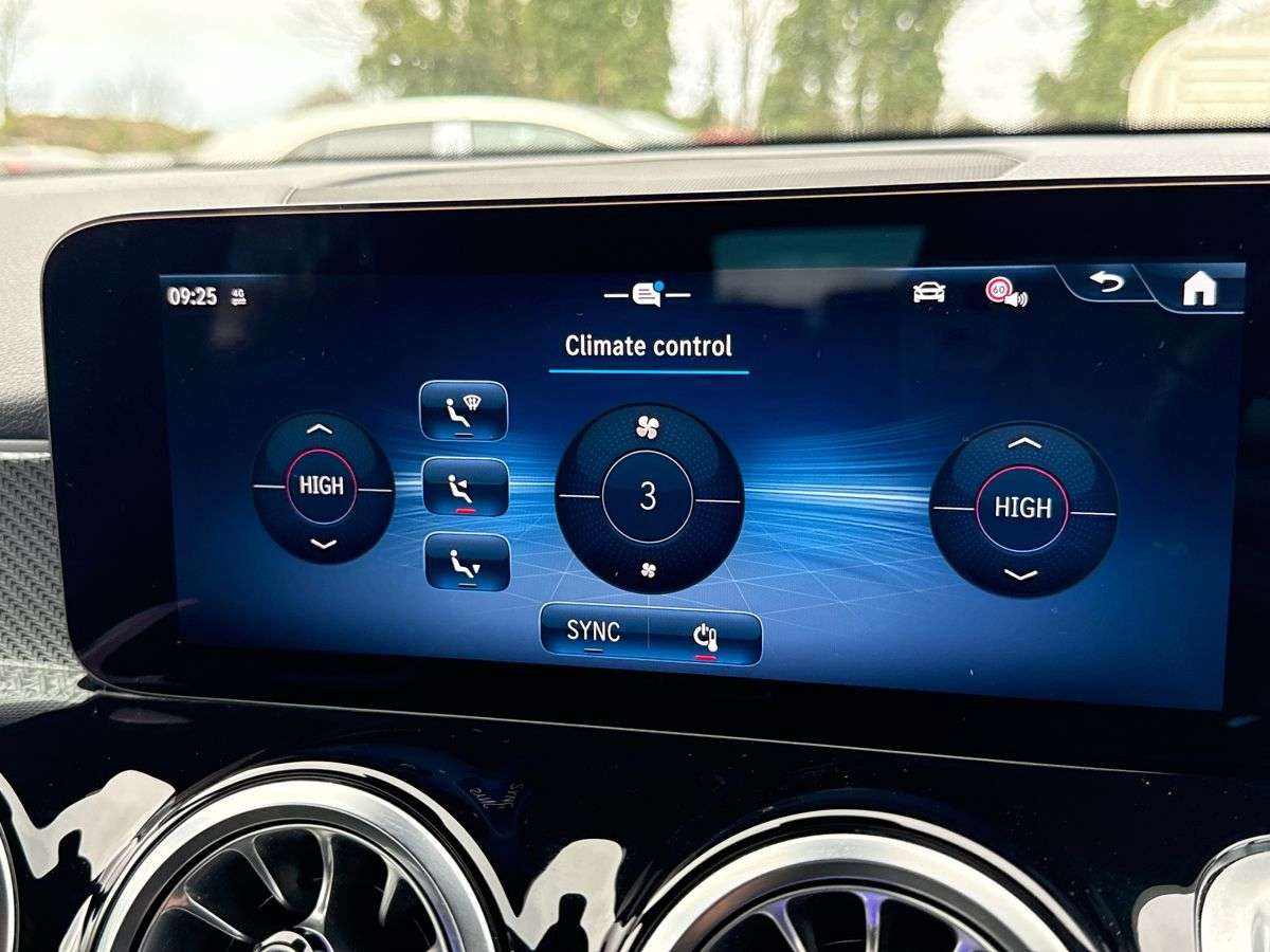 Used Mercedes-Benz GLB 2024 for sale - 78125245: Photo 11