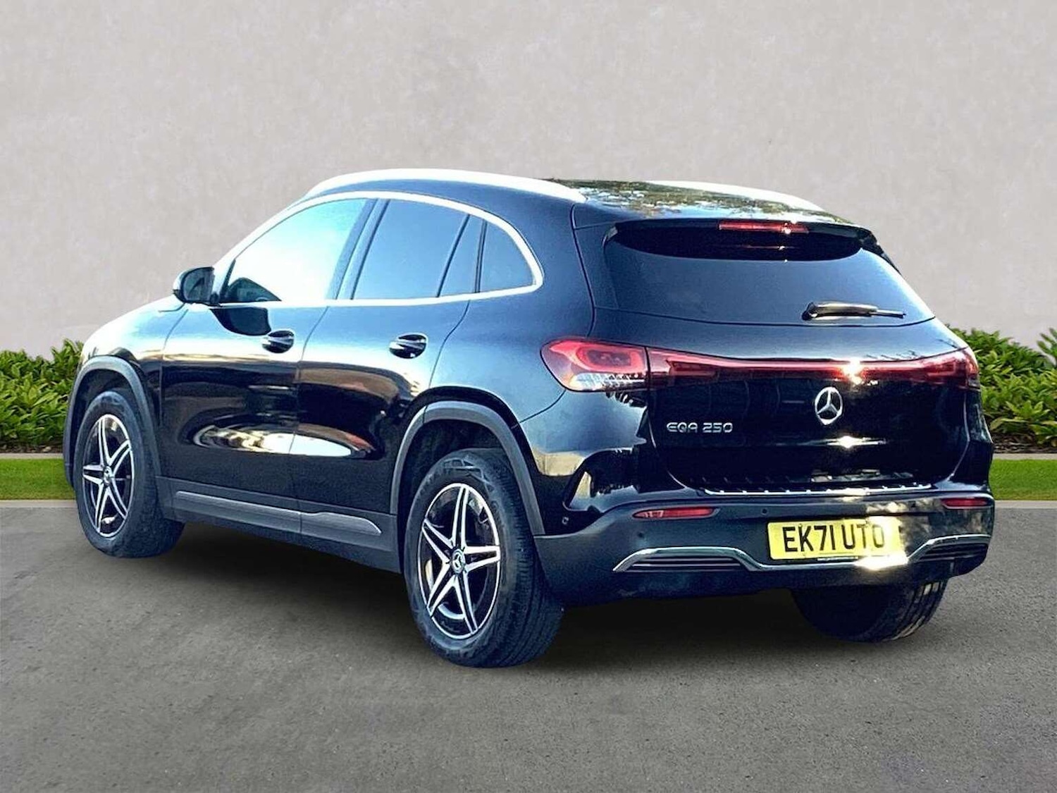 Used Mercedes-Benz EQA 2021 for sale - 77568708: Photo 2