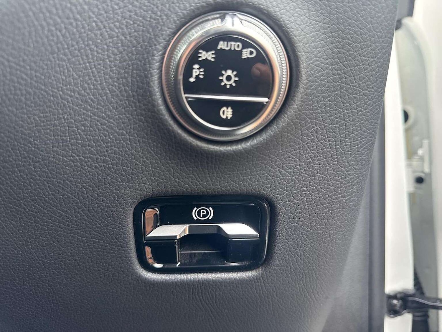 Used Mercedes-Benz GLC 2024 for sale - 77568651: Photo 22