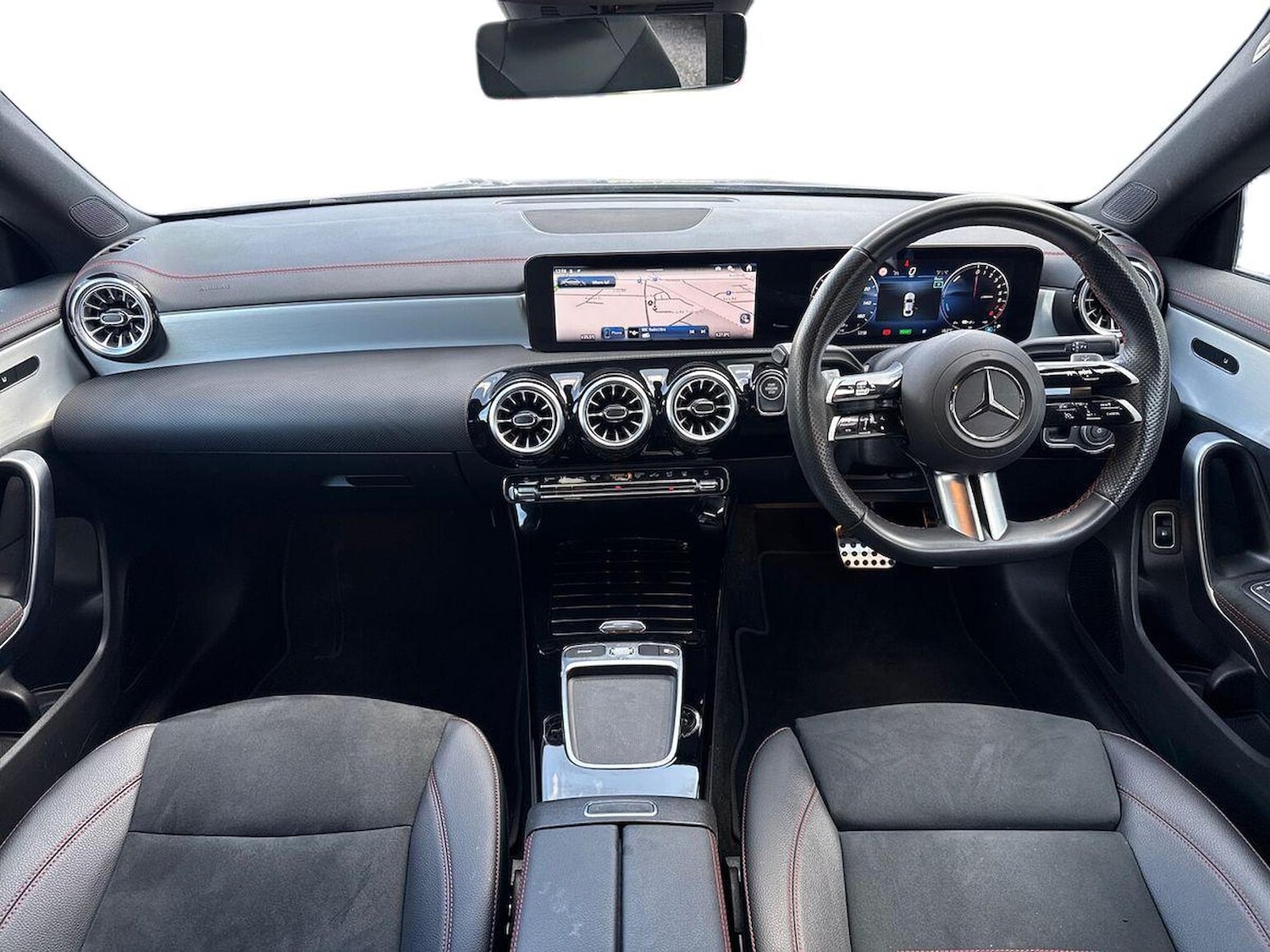 Used Mercedes-Benz CLA 2024 for sale - 76174250: Photo 8